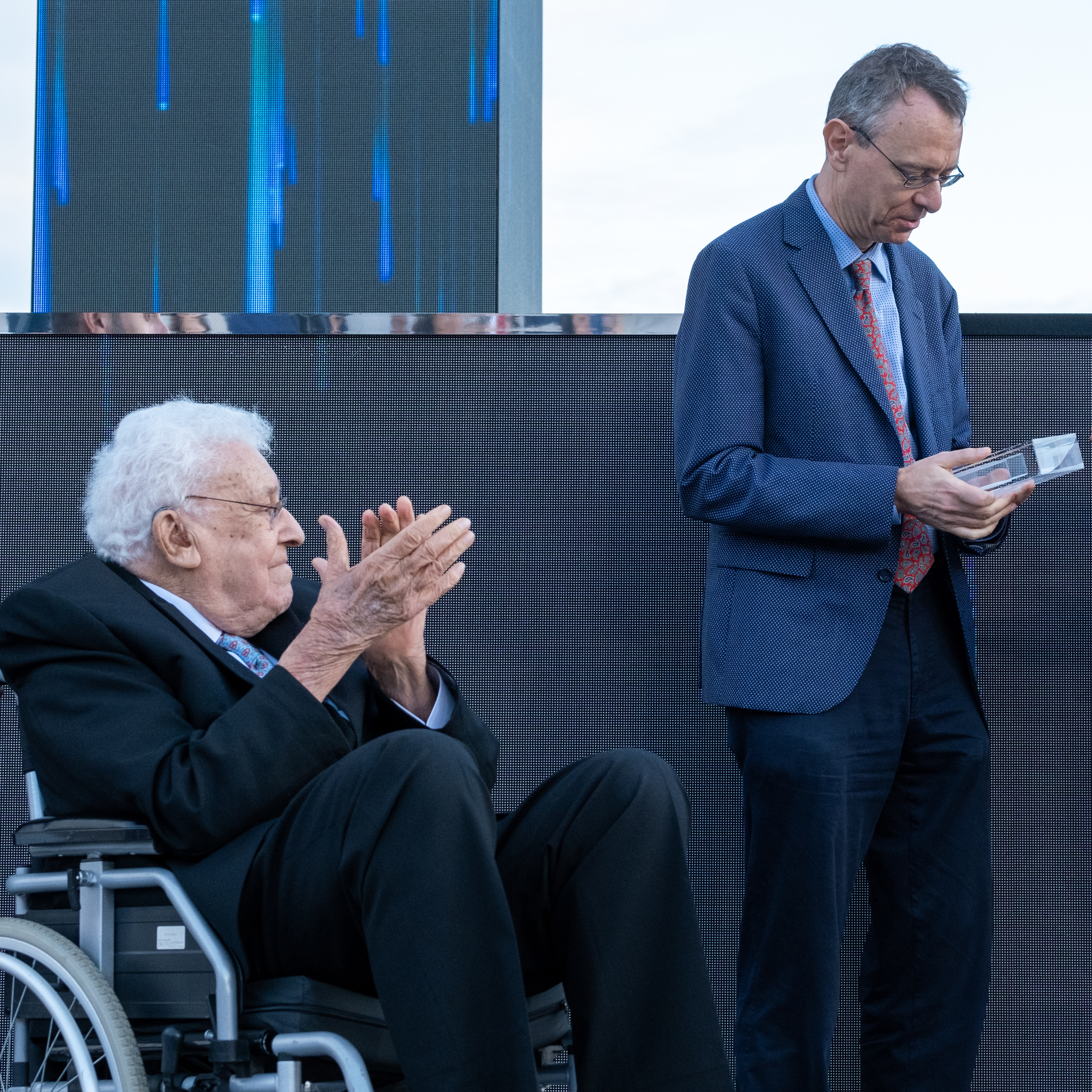 2022 António Champalimaud Vision Award: When the question is how to repair the “window of the eye”